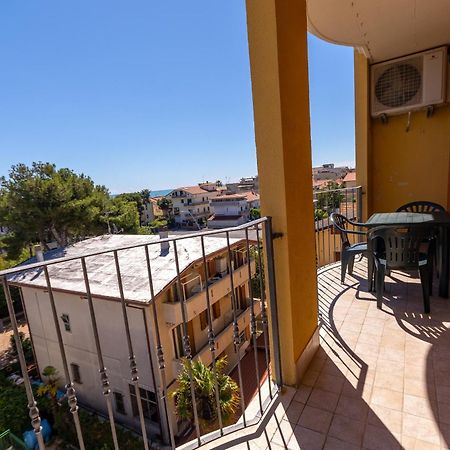 Residence Palazzo Sayonara Tortoreto المظهر الخارجي الصورة