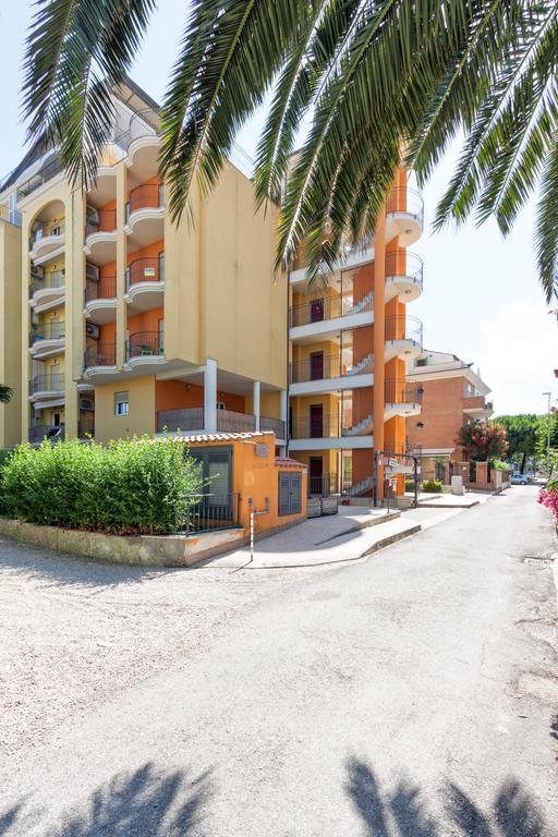 Residence Palazzo Sayonara Tortoreto المظهر الخارجي الصورة